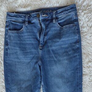 American eagle blue jeans super high rise jeggings LW